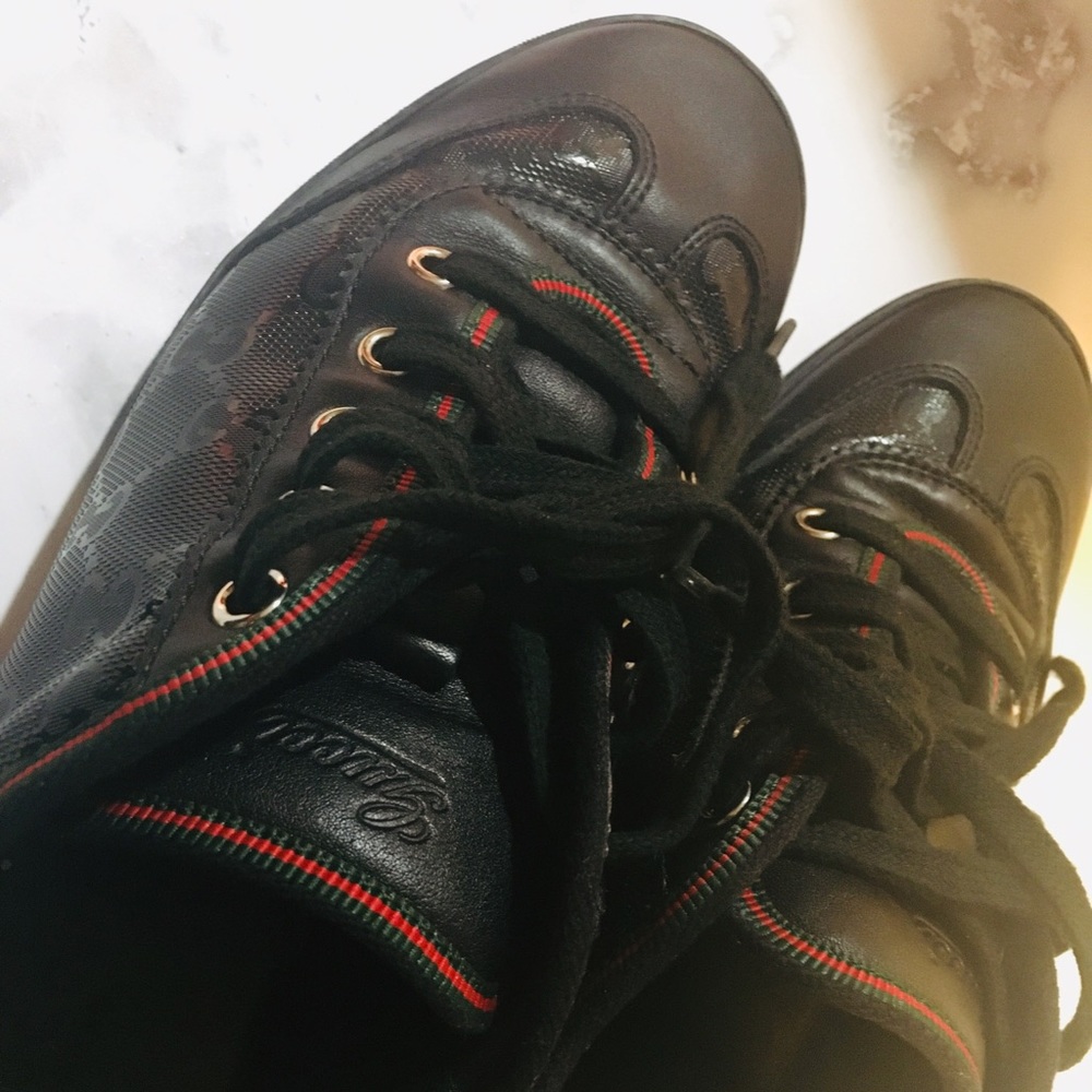 Authentic Woman’s Gucci Sneakers